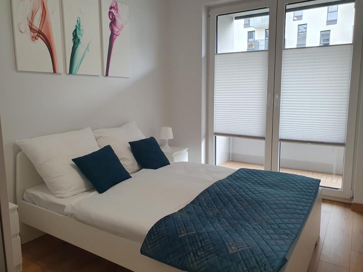 Apartment 45 *