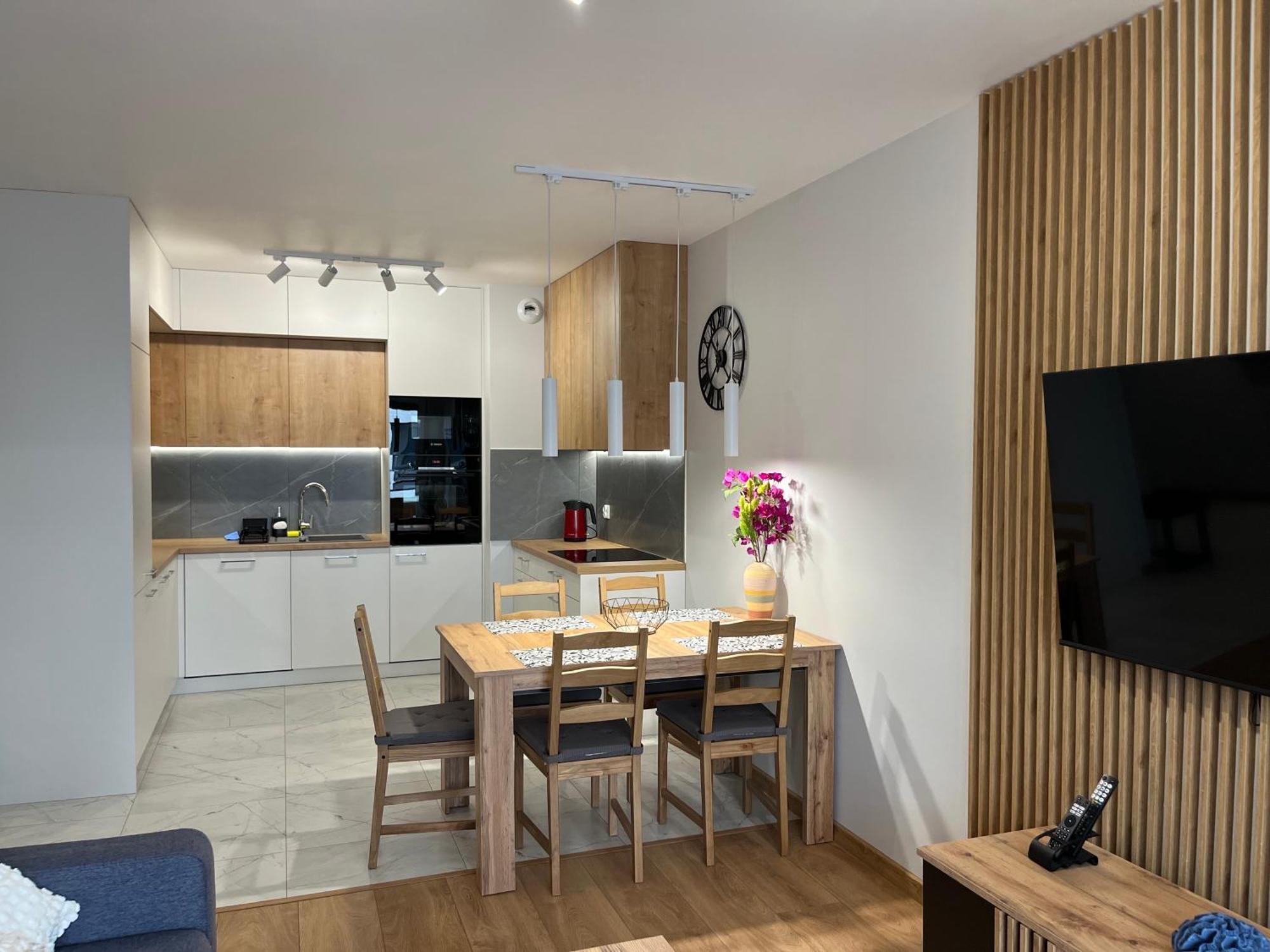 Apartment 45 *